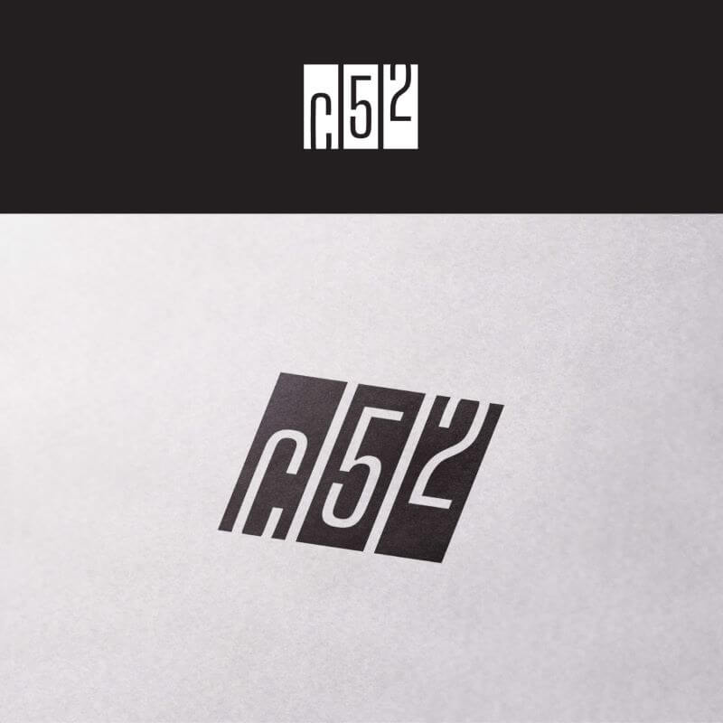 C52 logó tervezés